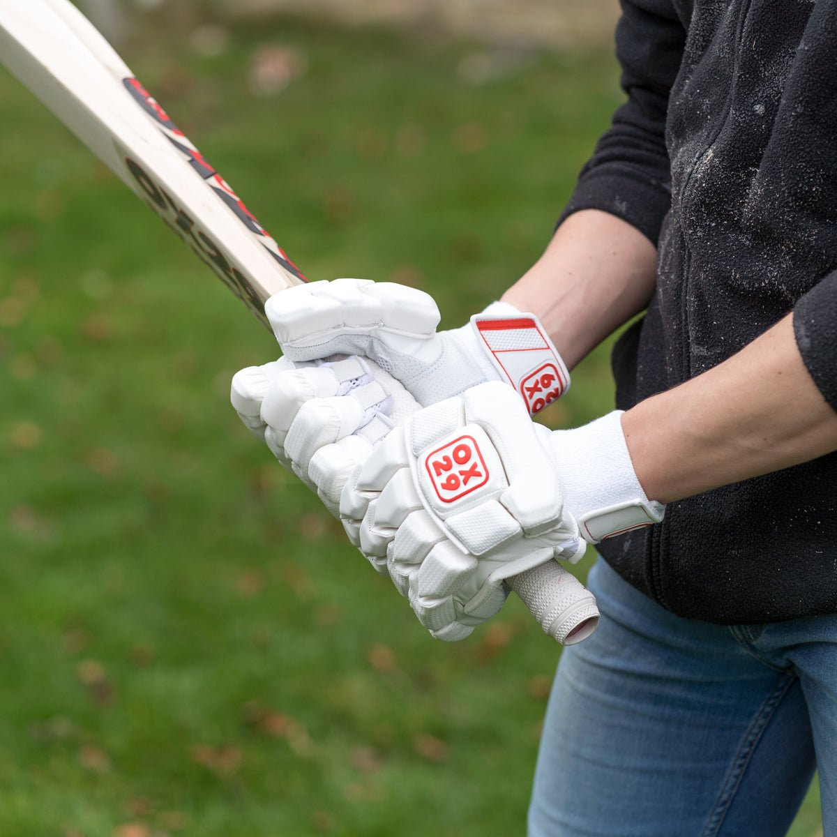 LEFT HAND YOUTH Elite Batting Gloves, with Pittards palms