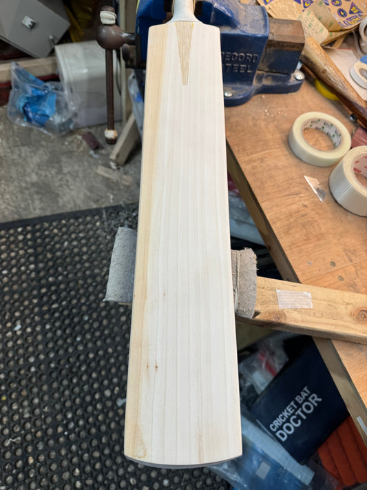 Grade 1 W / Defect, 2lbs 8.1oz Mid-Low Middle, OX29 Handmade #417