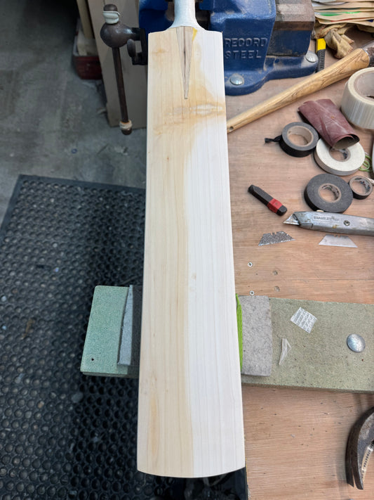 Players Grade, 2lbs 9.2oz Low Middle - OX29 Handmade #344