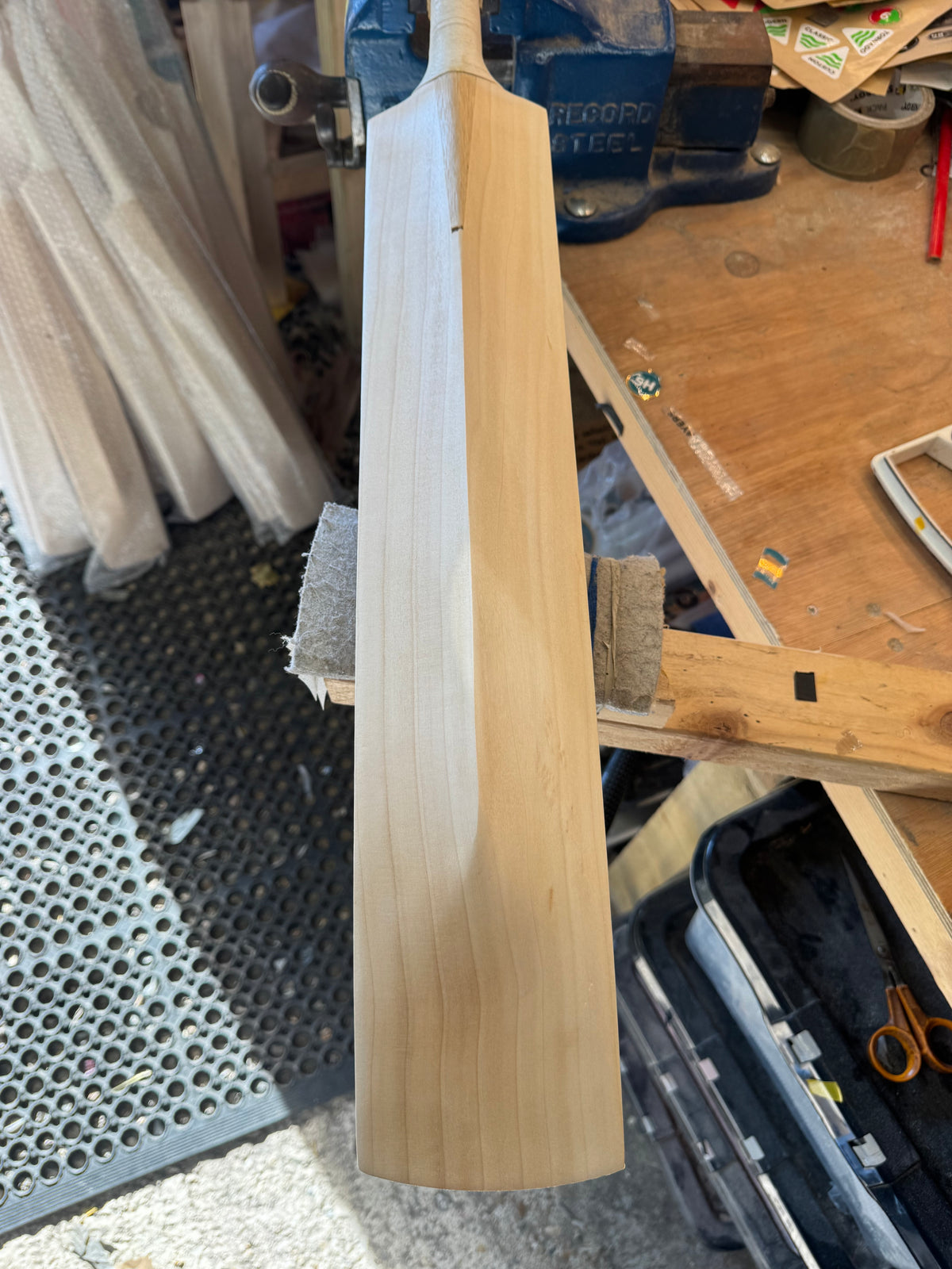 Players Grade, 2lbs 9.6oz Mid-Low Middle SS Shape, OX29 Handmade #540