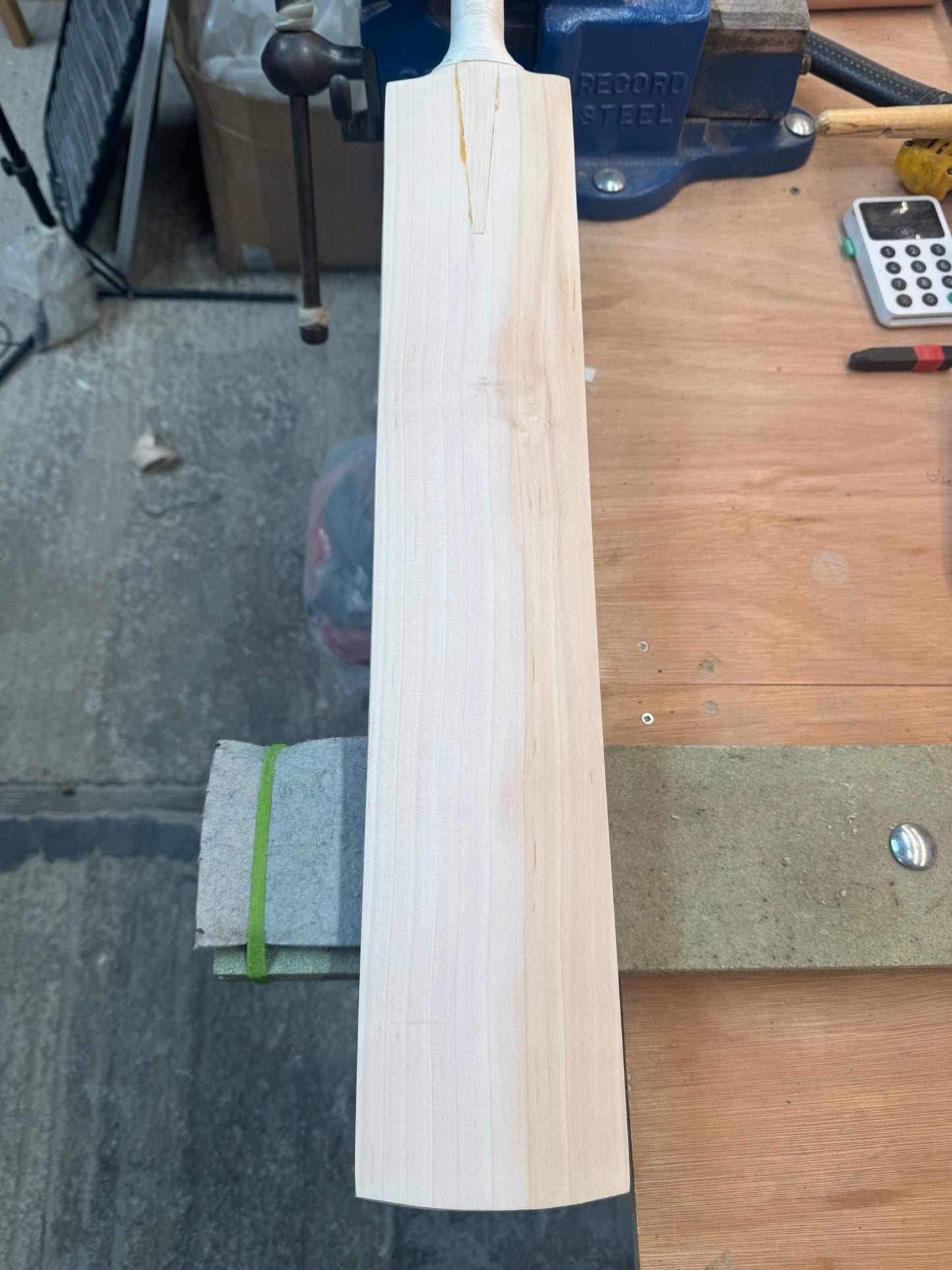 Grade 2, 2lbs 8.1oz, Mid-Low Middle - OX29 Handmade #291