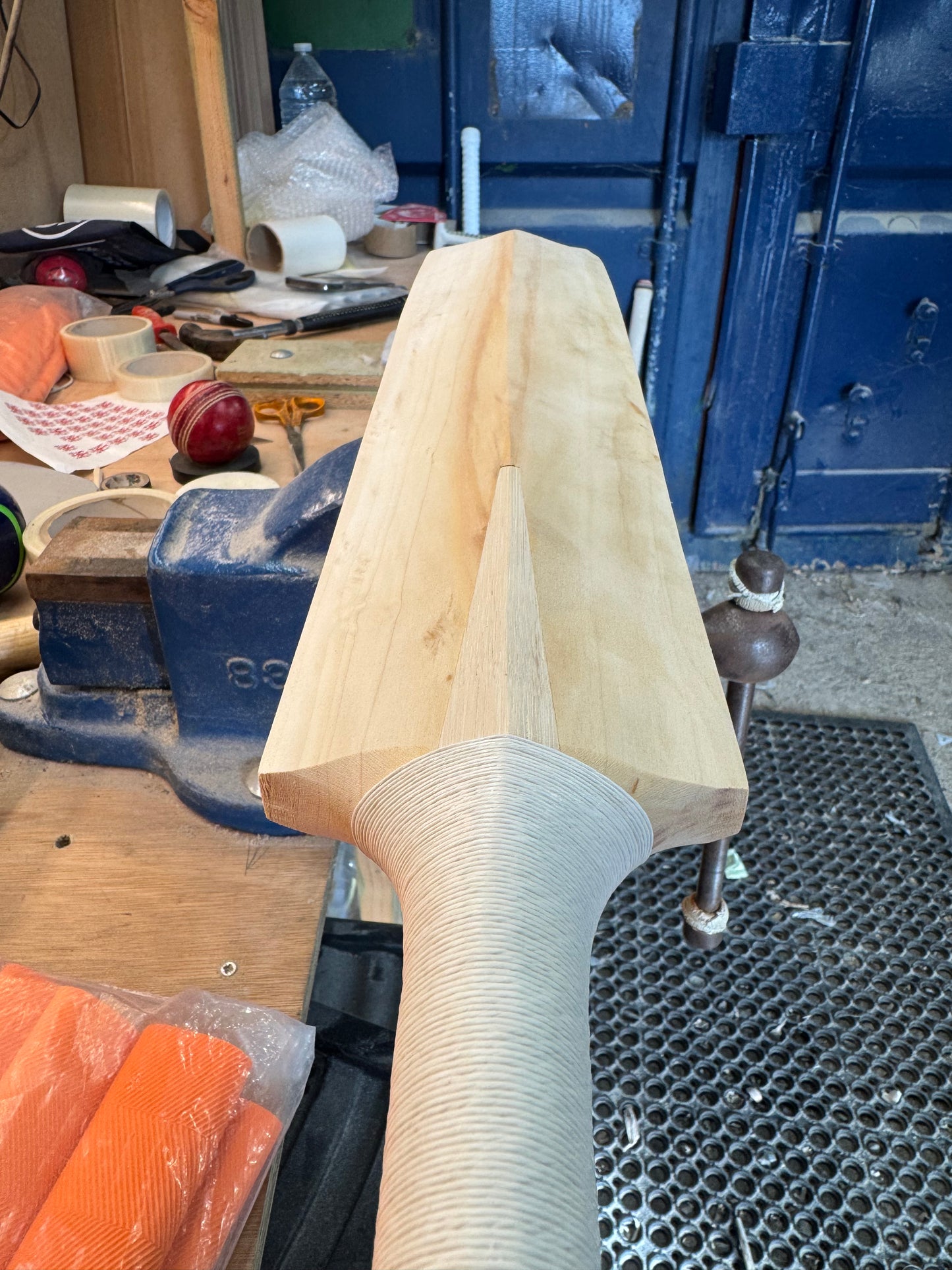 Grade 3 FULL SHAPE, 2lbs 7.6oz Mid-Low Middle - OX29 Handmade #340