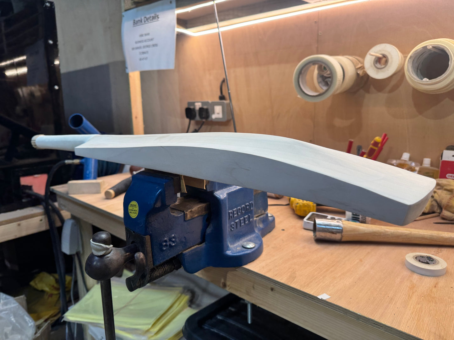 Grade 3, 2lbs 8.8oz, Mid-Low Middle - OX29 Handmade #310