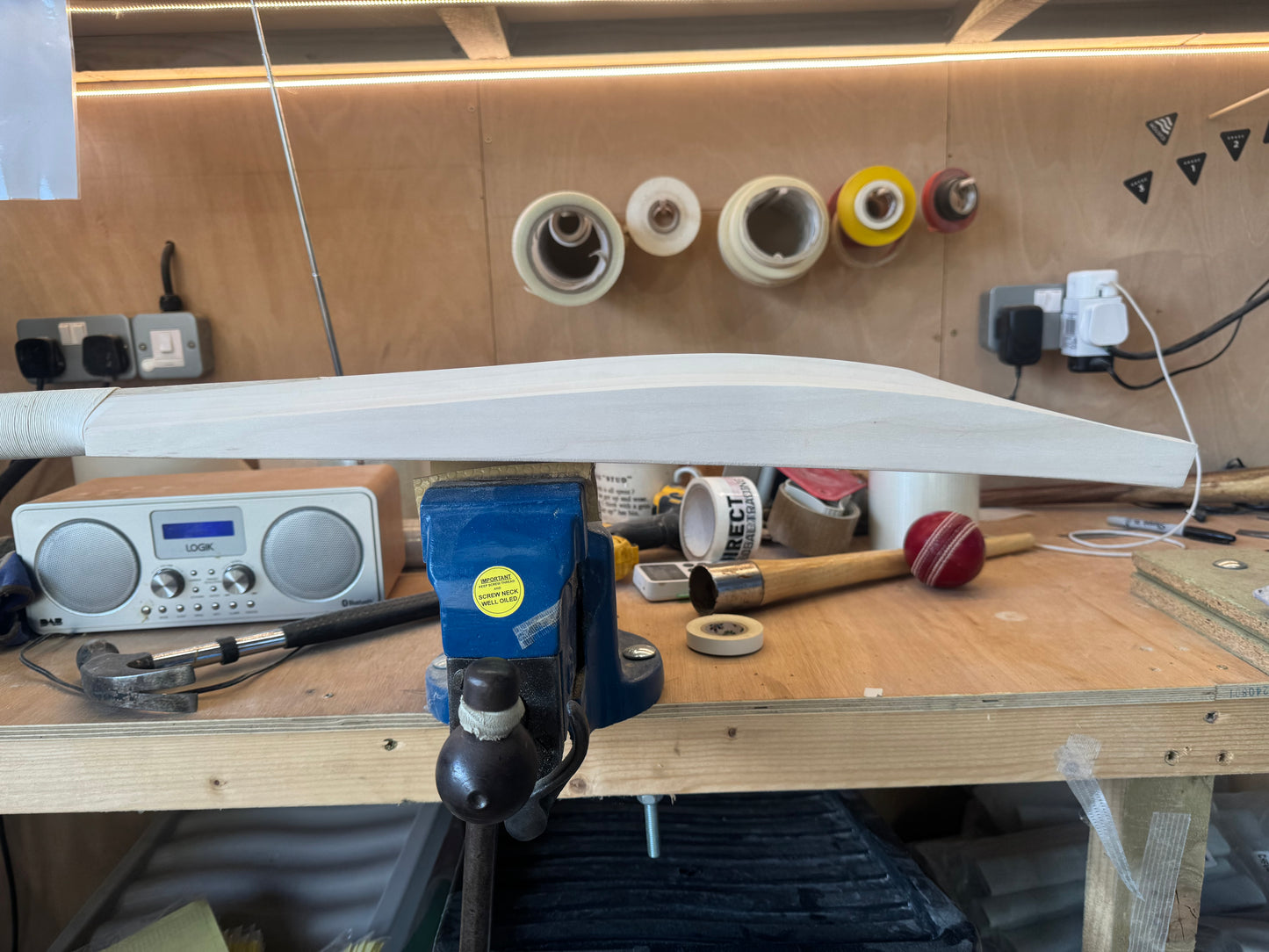 Grade 2, 2lbs 8.4oz, Mid-Low Middle - OX29 Handmade #299