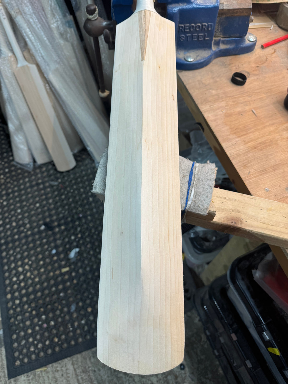 Grade 1 Plus, 2lbs 8.9oz, Classic Shape, OX29 Handmade #550