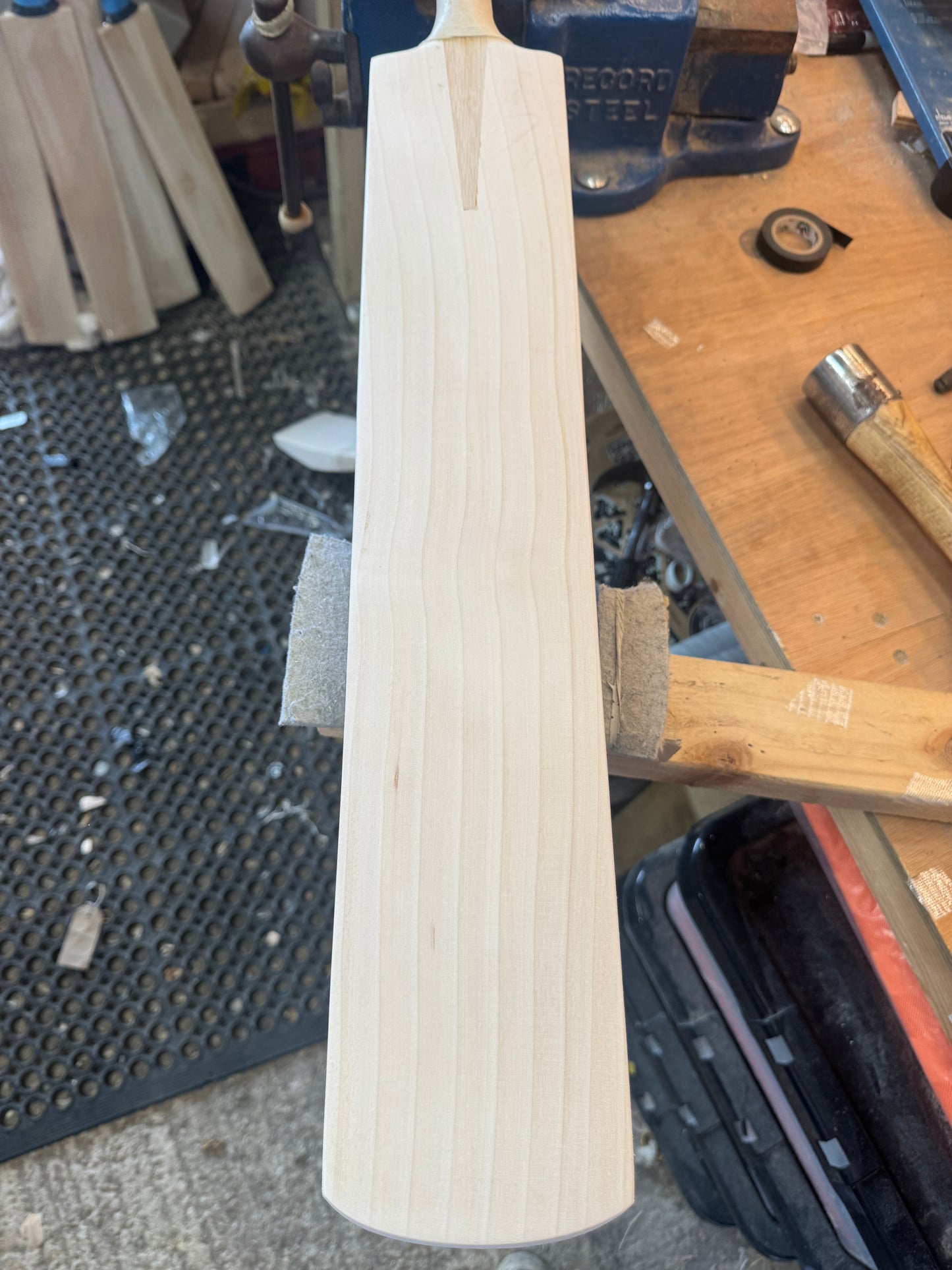 Players Grade, 2lbs 8.9oz, Mid Middle, OX29 Handmade #453