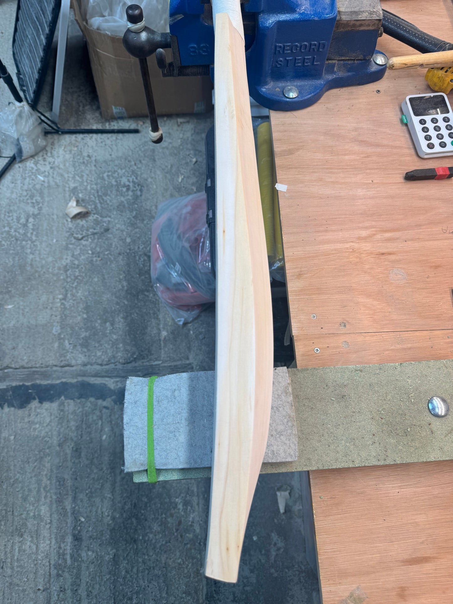 Grade 2, 2lbs 9oz, Low Middle - OX29 Handmade #285