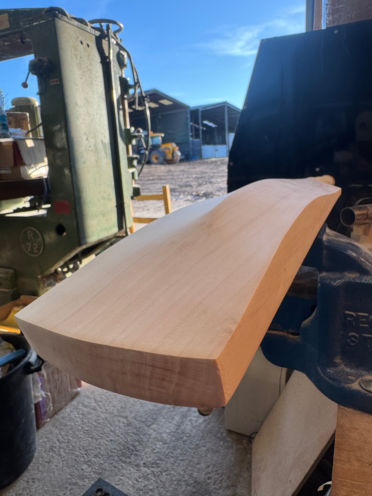 Players Grade, 2lbs 9.8oz, Mid-Low Middle, OX29 Handmade #366