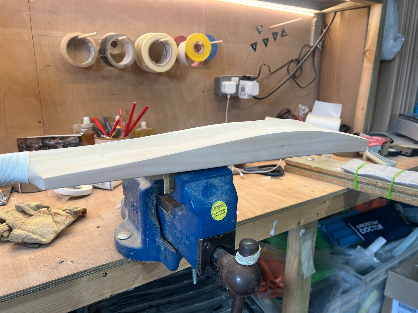 Grade 3, 2lbs 8.9oz , Mid-Low Middle - OX29 Handmade #332