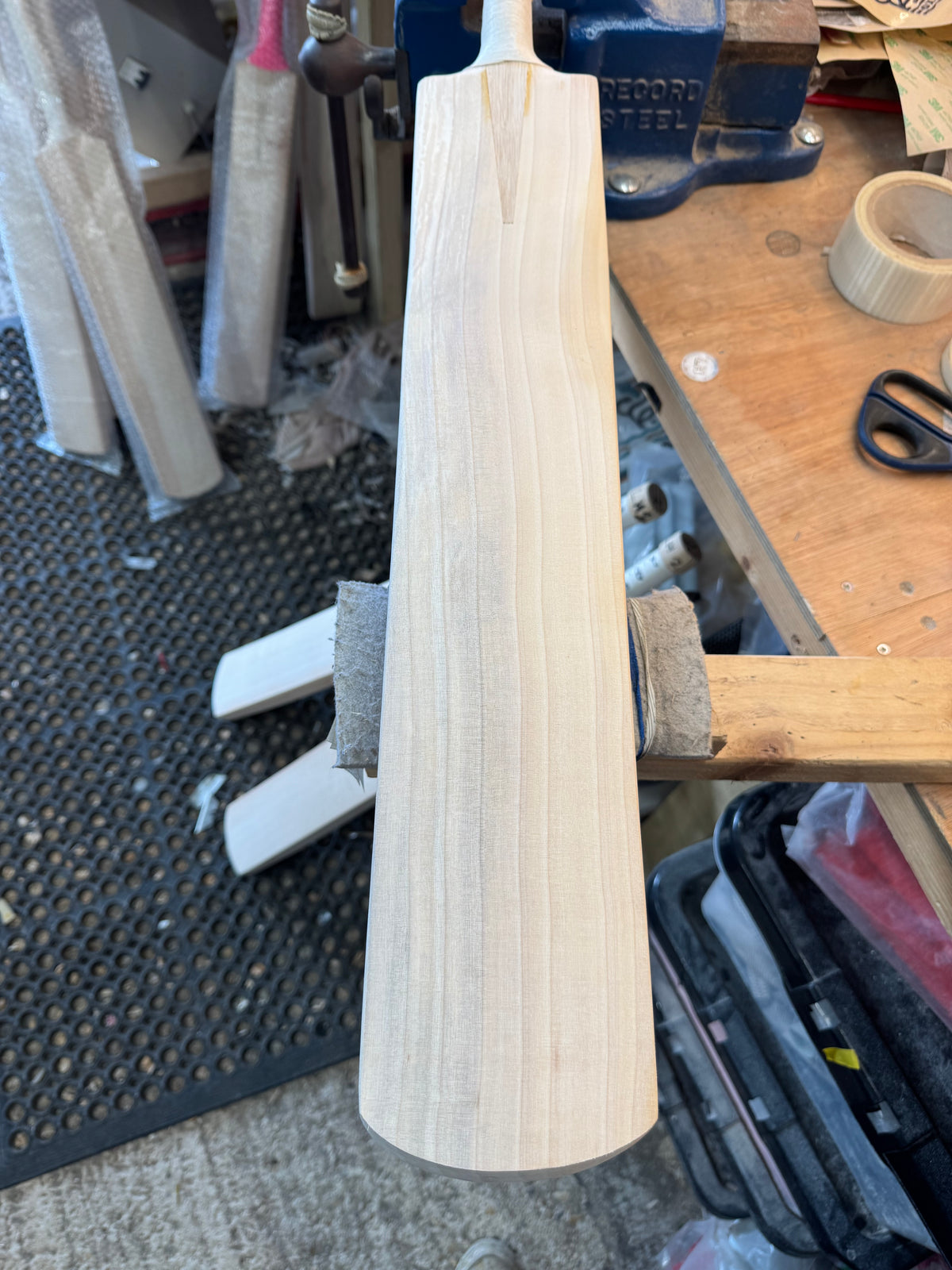 Character Bat, 2lbs 10.5oz OX29 Handmade #573