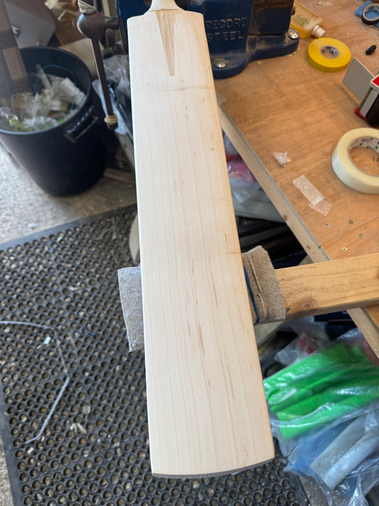 Grade 3, 2lbs 9.4oz Mid-Low Middle, OX29 Handmade #406