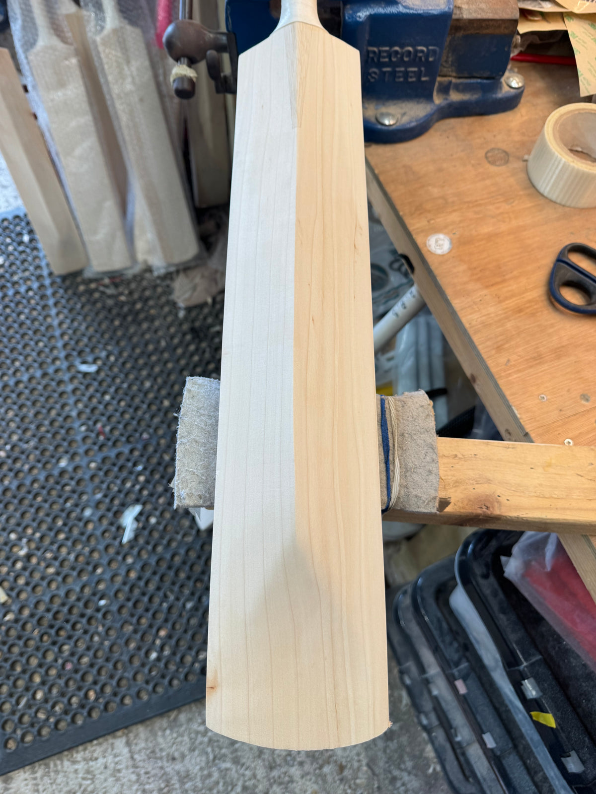Grade 2, Inch SB, 2lbs 8.8oz, Classic Shape, OX29 Handmade #574