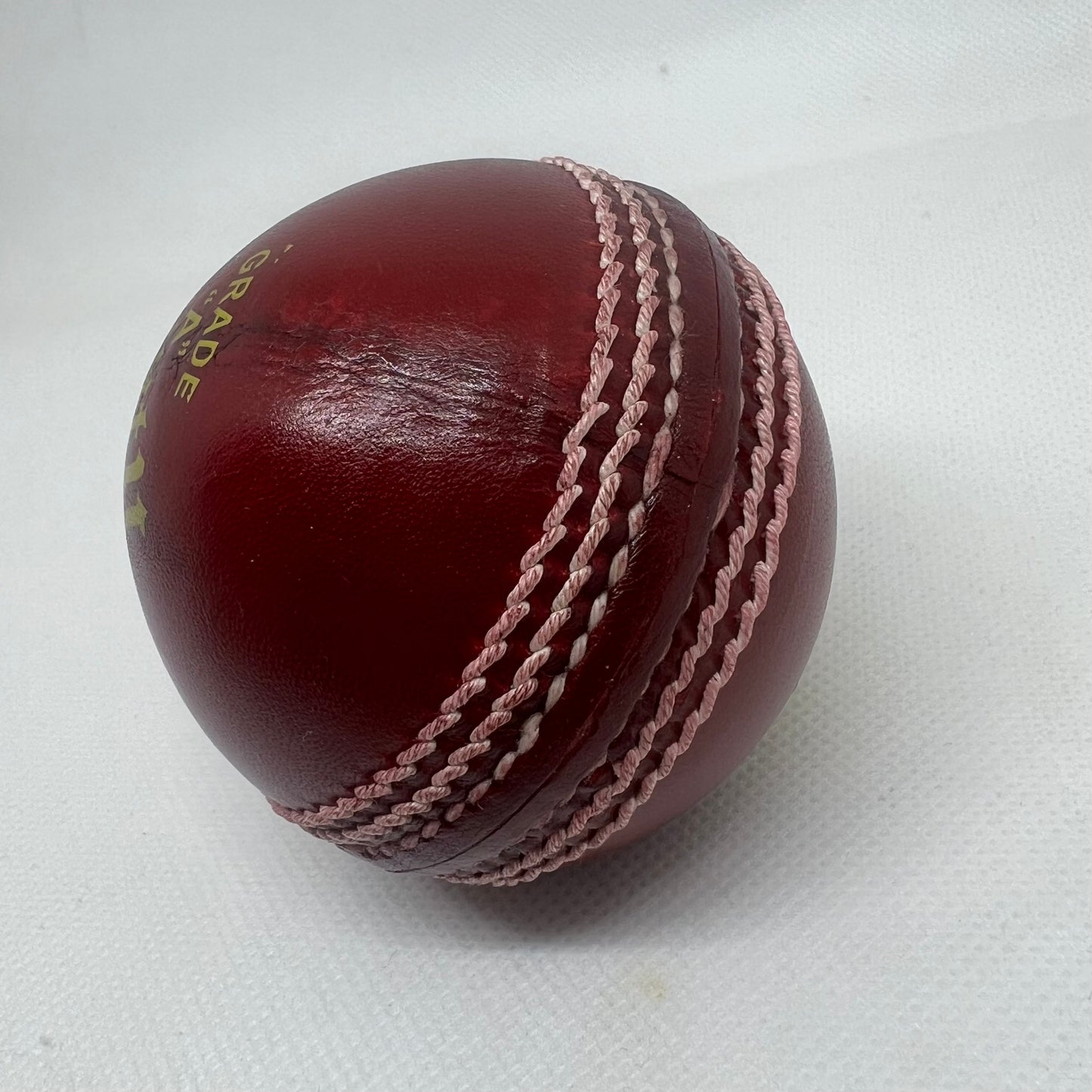 Men’s Red Grade ‘A’ County Special Cricket Ball 5 1/2 oz / 156 grams