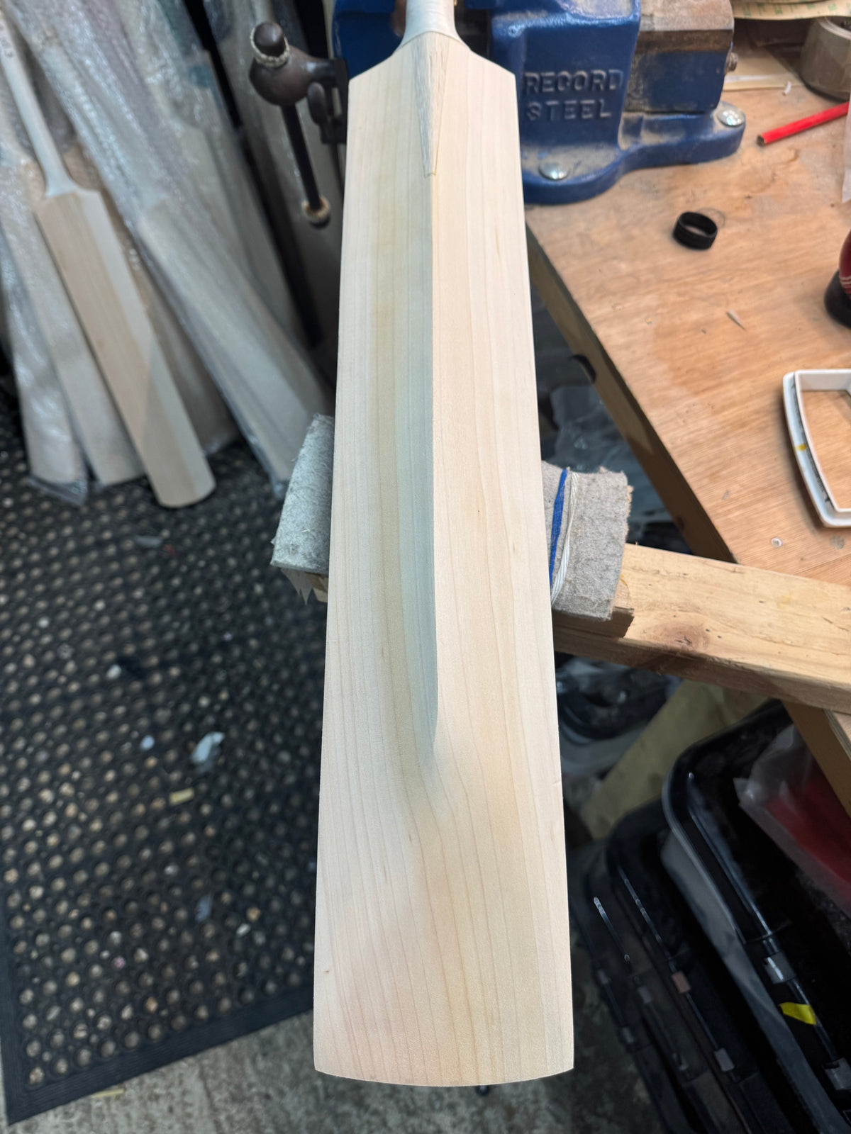 Grade 1 Plus, 2lbs 9.3oz, Classic Shape, OX29 Handmade #549