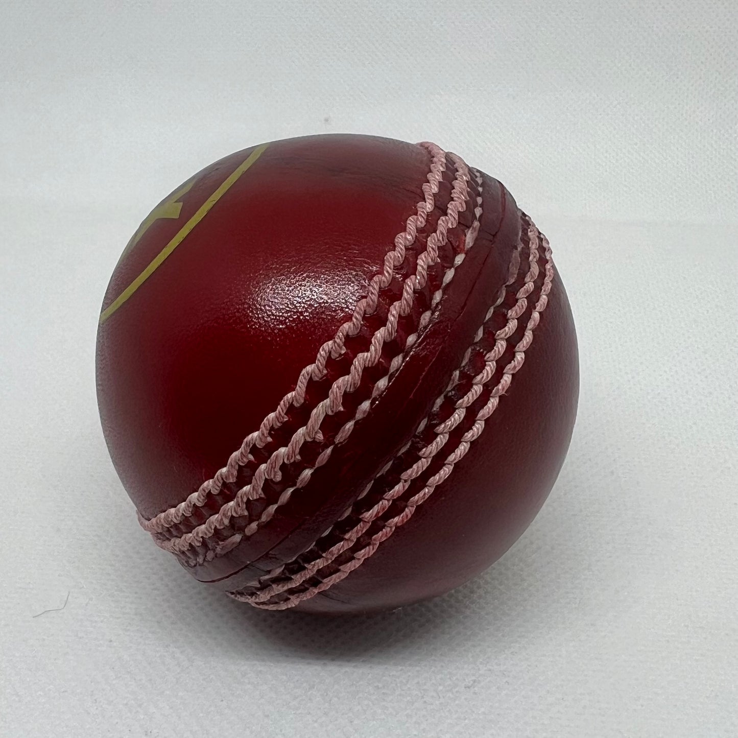 Men’s Red Grade ‘A’ County Special Cricket Ball 5 1/2 oz / 156 grams