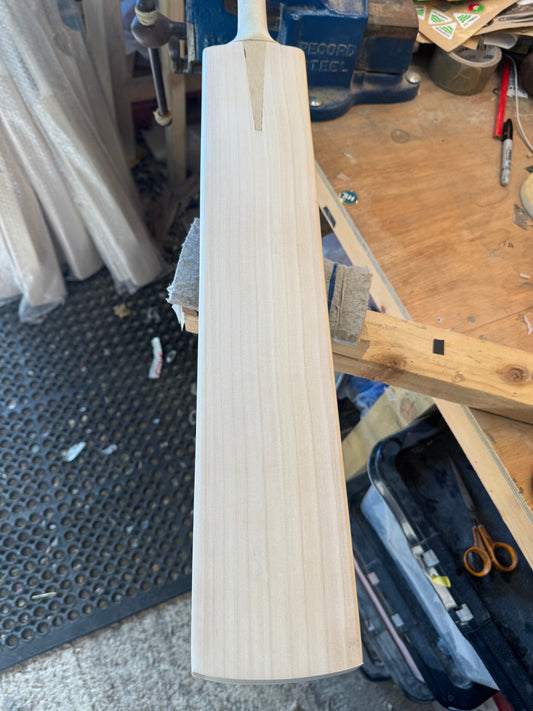 Players Grade, 2lbs 9.6oz Mid-Low Middle, OX29 Handmade #541