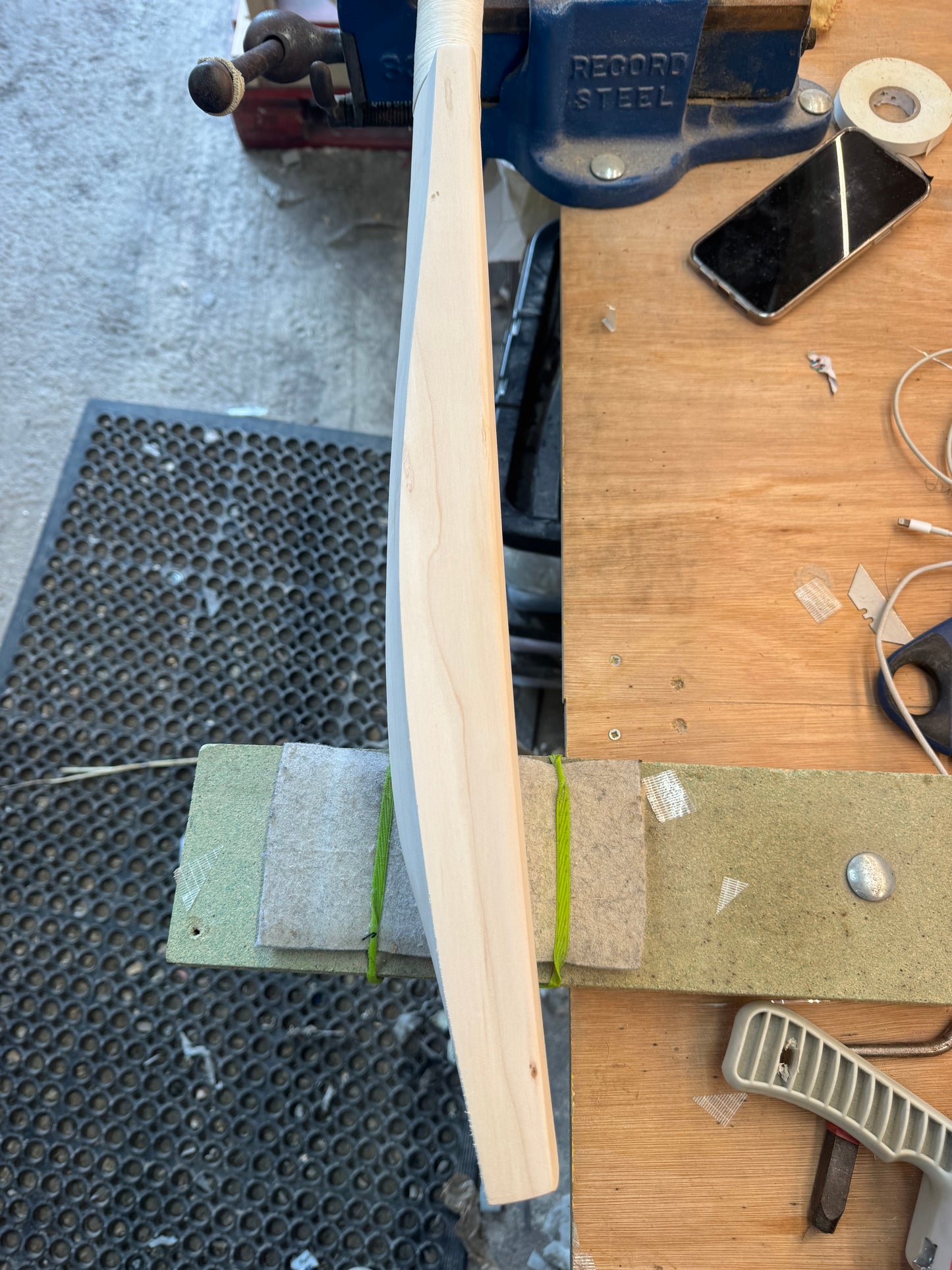 Grade 1, 2lb 7.9oz, 2 INCH SHORTER BLADE, Low Middle - OX29 Handmade #334