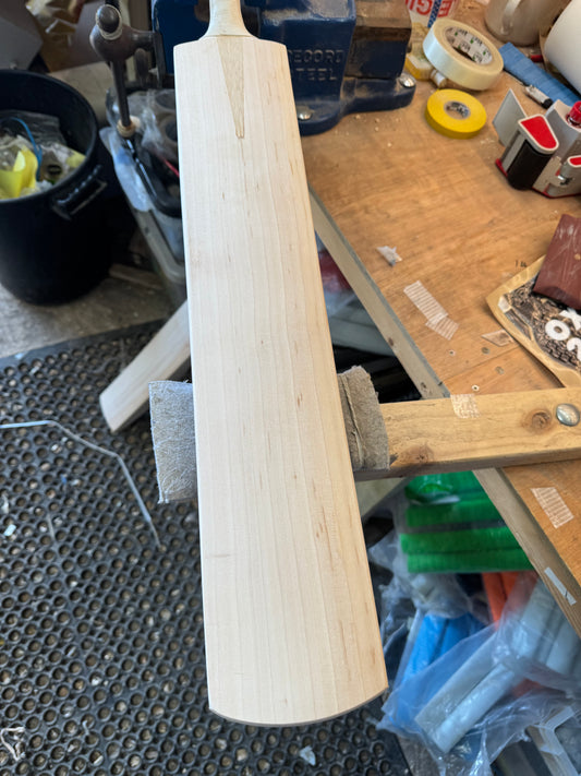 Grade 3, 2lbs 8.6oz Mid-Low Middle, OX29 Handmade #407