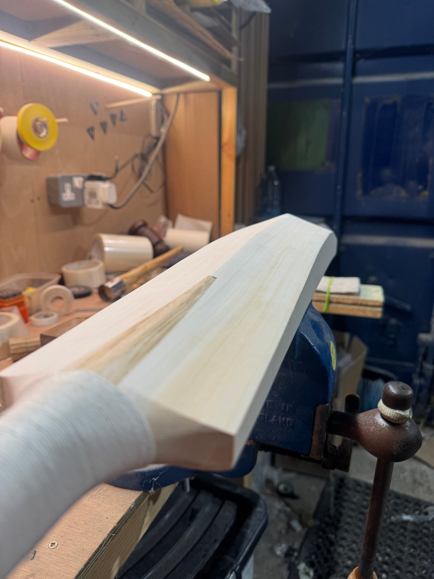 Players Grade, 2lbs 10.2 oz Mid-Low Middle - OX29 Handmade #335