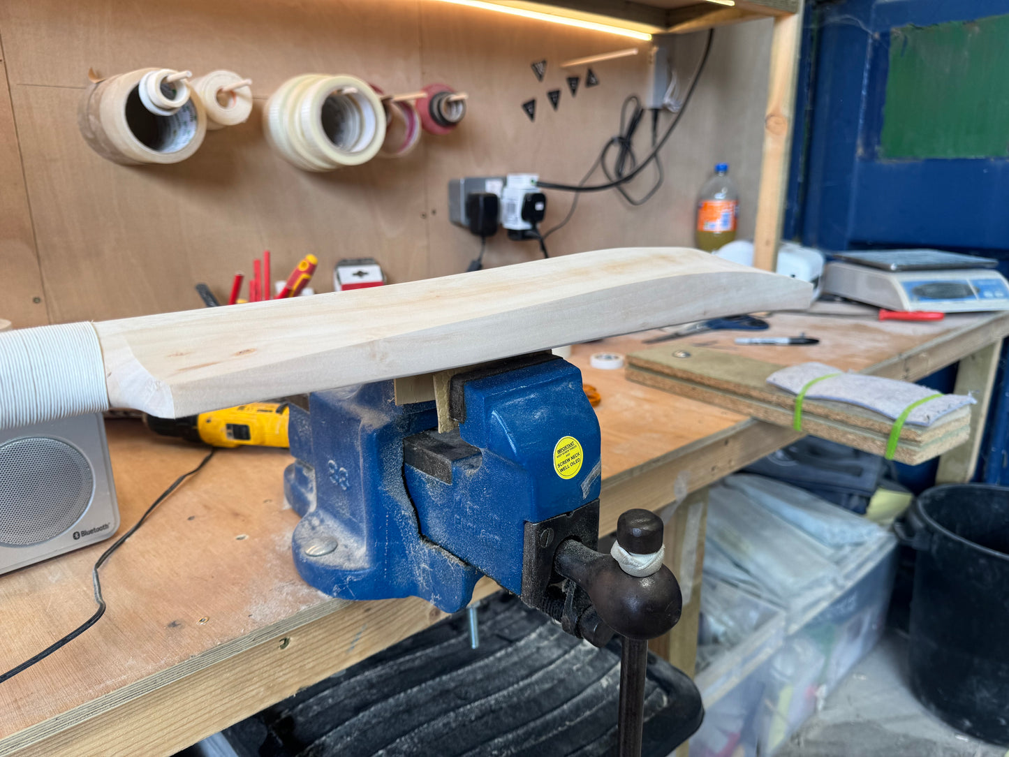 Grade 3, TRADITIONAL SHAPE, 2lbs 6.7oz, Low Middle - OX29 Handmade #280