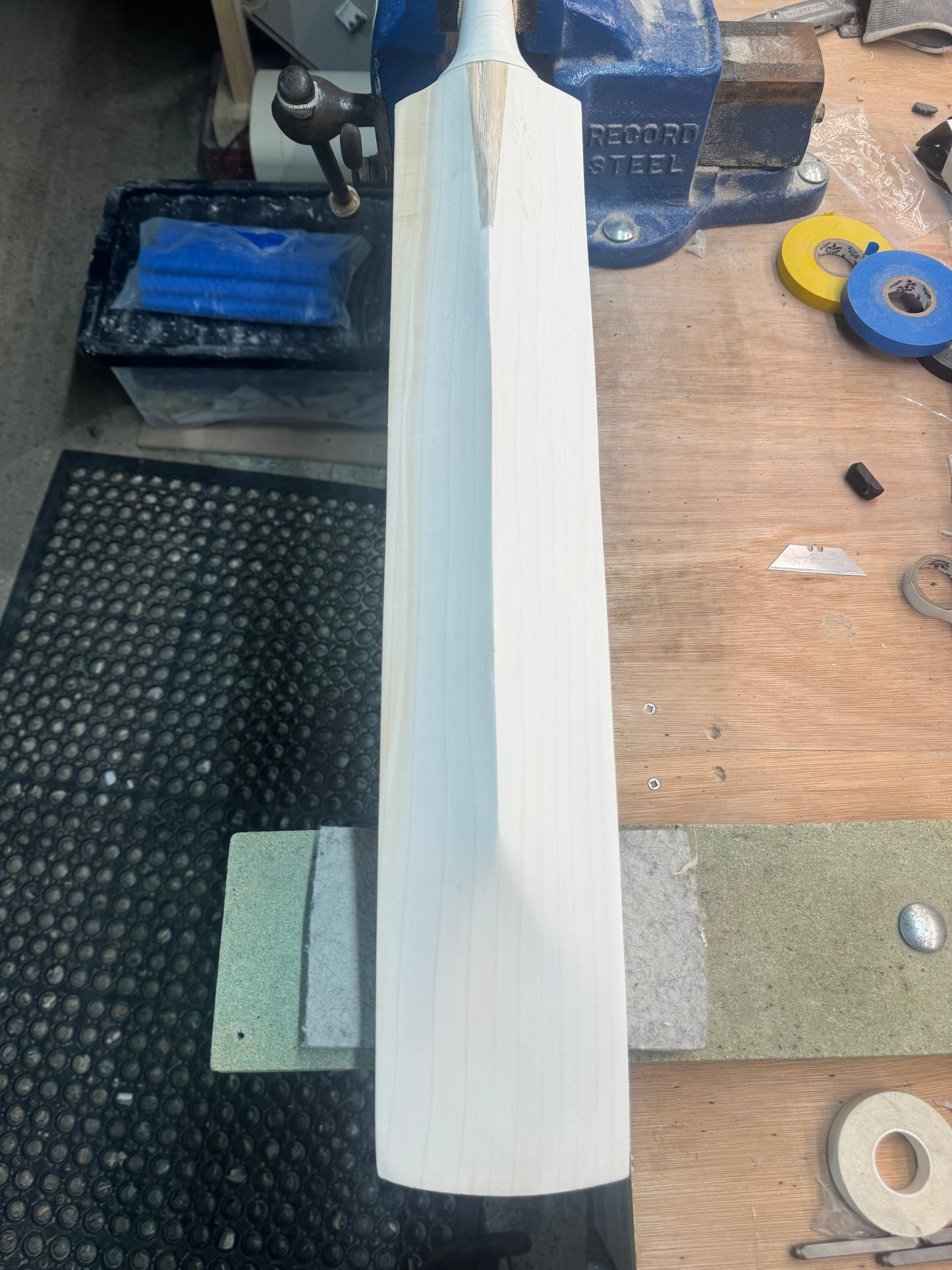 Players Grade, 2lbs 8.1oz Mid-Low Middle, OX29 Handmade #368