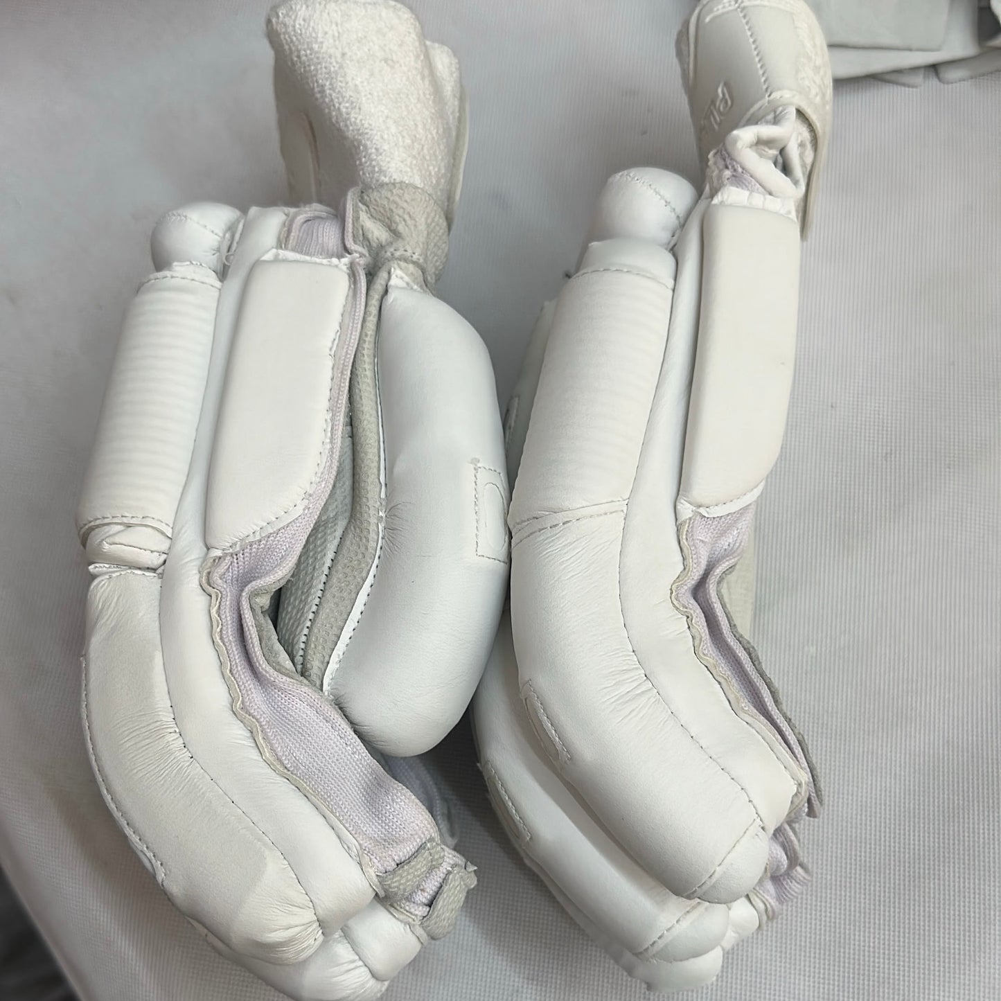 Players Sausage Finger Batting Glove