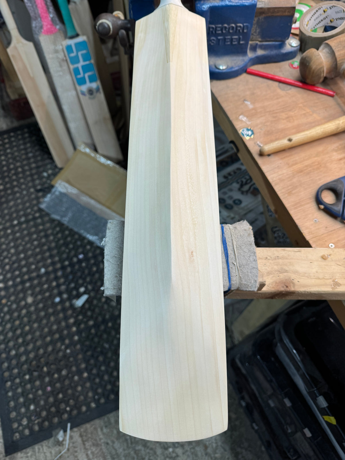 Players Grade, 2lbs 9.5oz Mid-Low Middle, OX29 Handmade #520