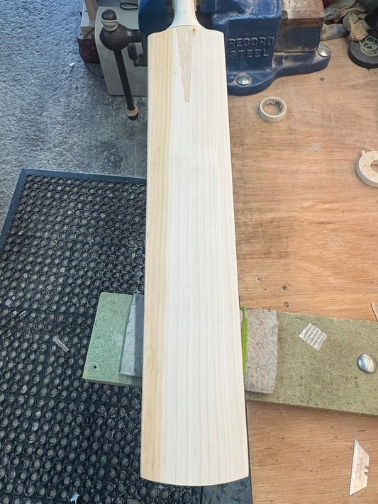 Players Grade, 2lbs 9.1oz Low Middle - OX29 Handmade #353