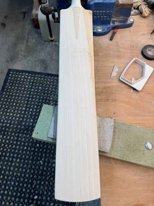 Grade 1 Plus, 2lbs 8.3oz Mid-Low Middle - OX29 Handmade #362