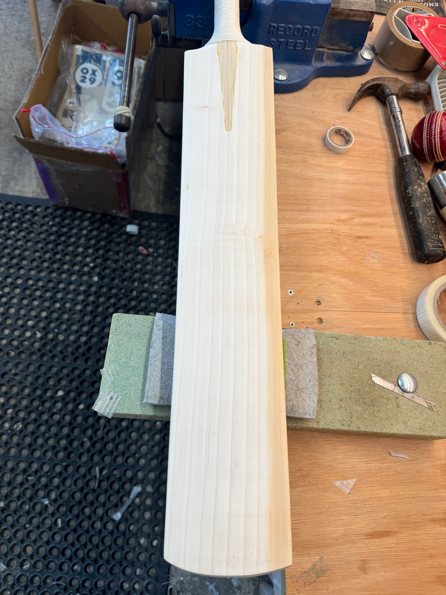 Grade 1, 2lb 11.1oz, TRADITIONAL PROFILE, Low Middle - OX29 Handmade #314