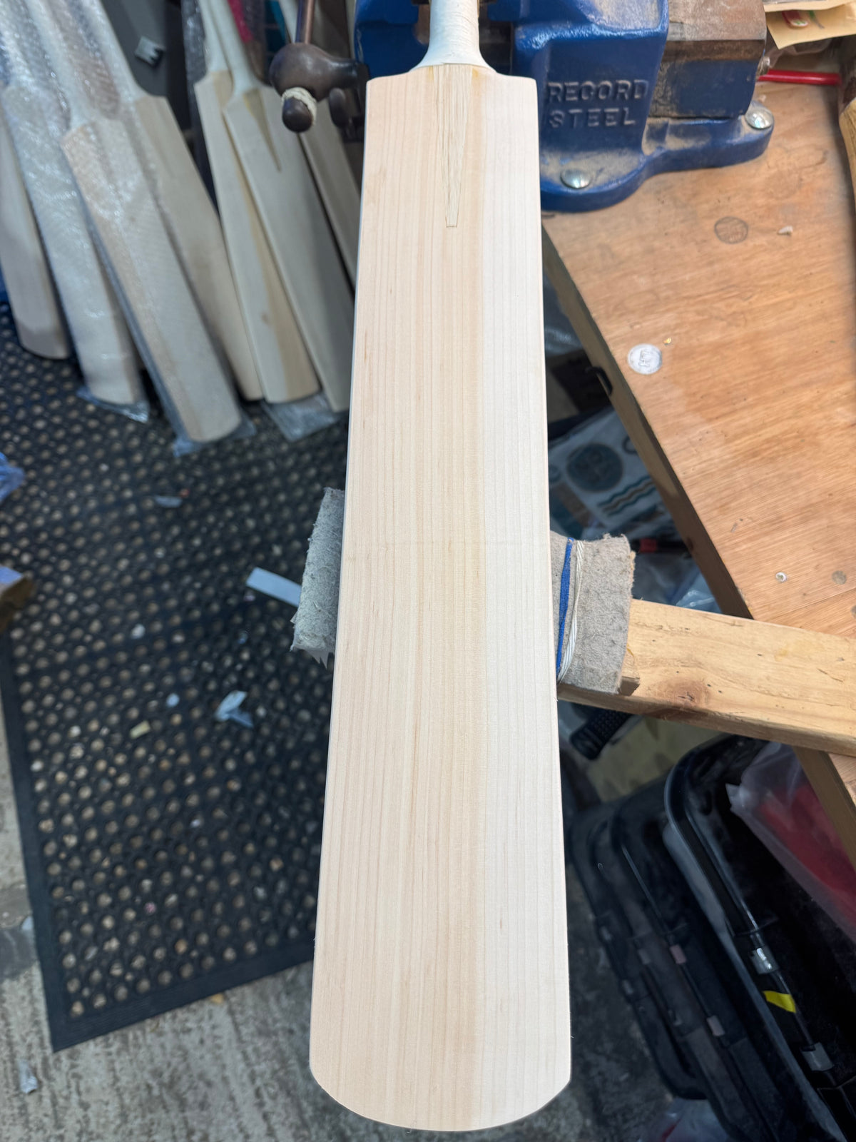 Potential Fault - Grade 3, 2lbs 10.2oz, Mid-Low Middle, OX29 Handmade #563
