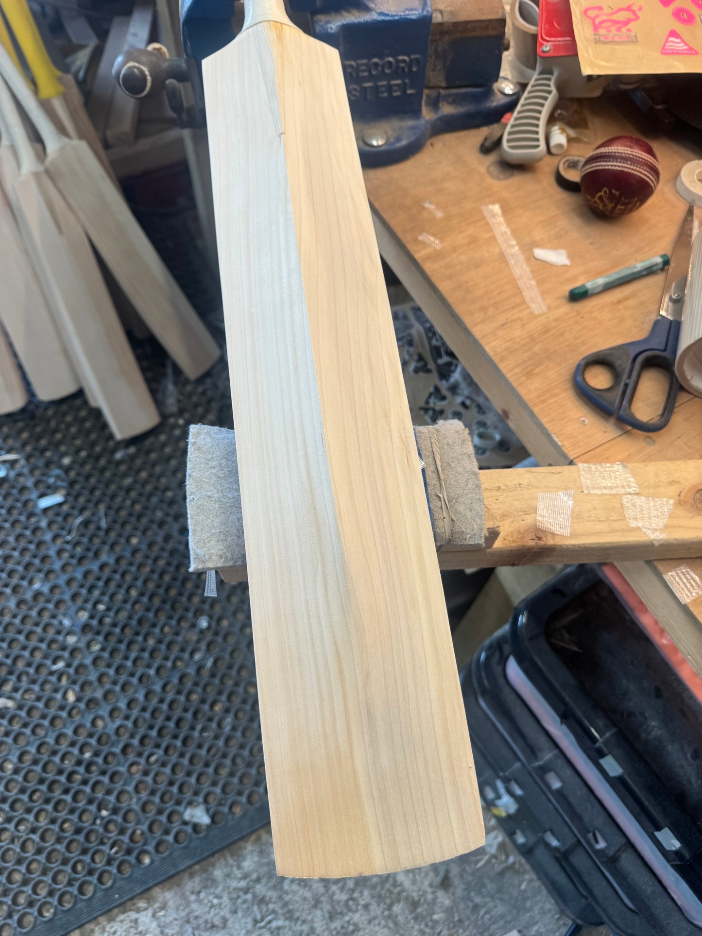 Grade 1 Plus, 2lbs 8.6oz, TRADITIONAL PROFILE, Mid-Low Middle, OX29 Handmade #459