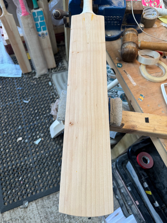 Players Grade, 2lbs 8.7oz Low Middle, OX29 Handmade #525
