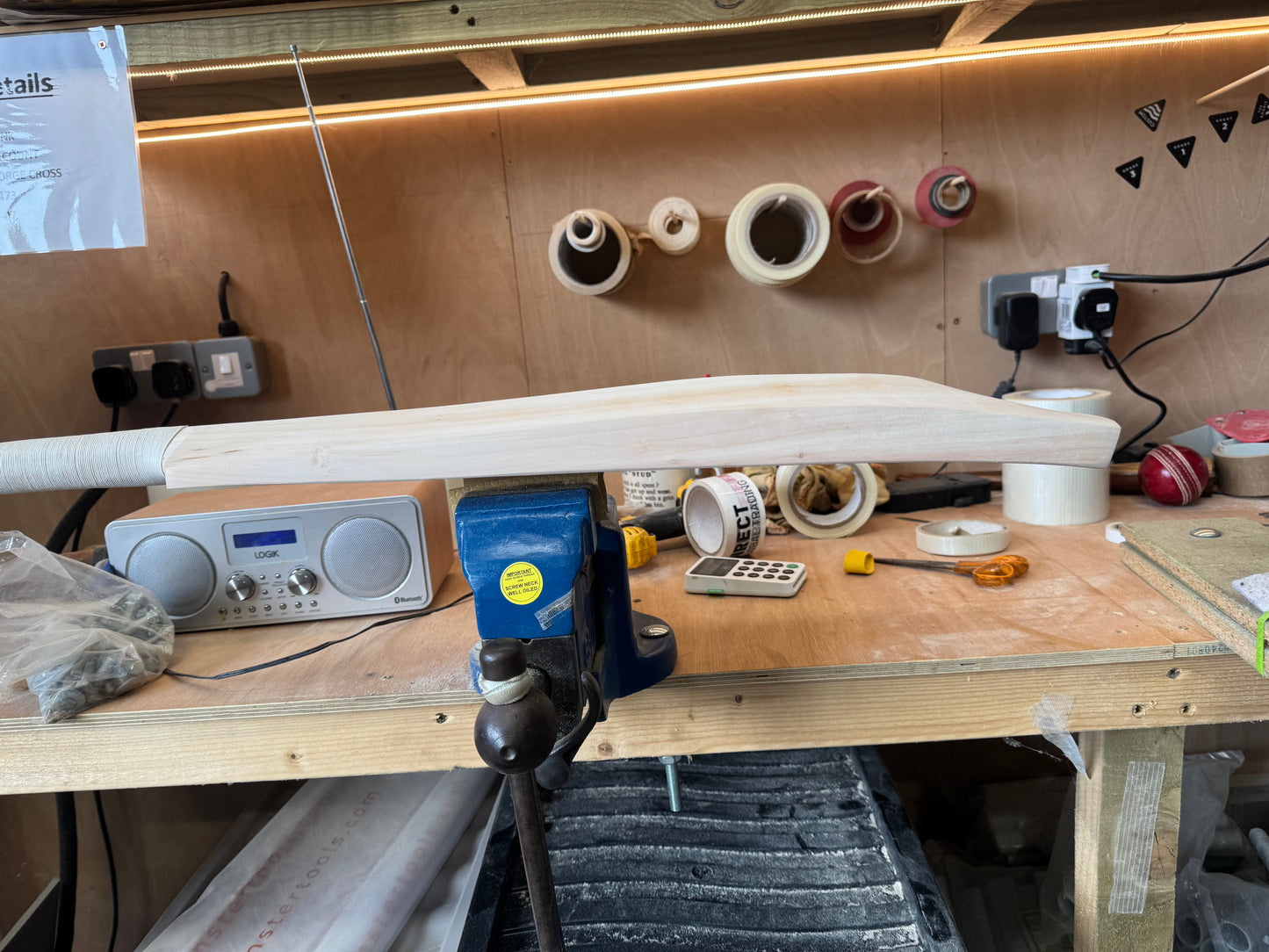 Grade 3, TRADITIONAL SHAPE, 2lbs 6.7oz, Low Middle - OX29 Handmade #280