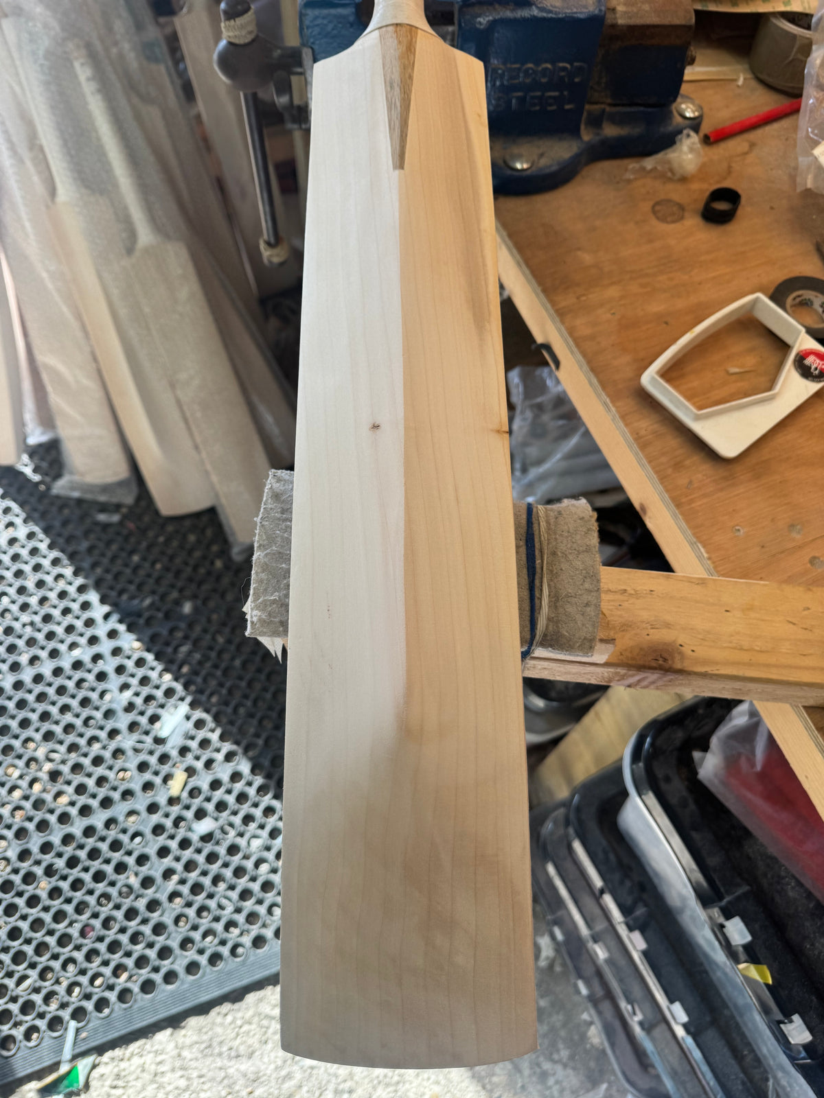 FULL Players Grade, 2lbs 7.7oz Mid-Low Middle, OX29 Handmade #544
