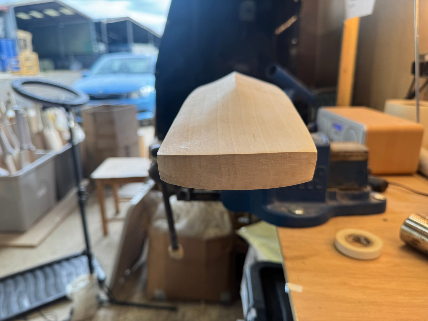 Grade 3, 2lbs 10.4, Mid-Low Middle - OX29 Handmade #301