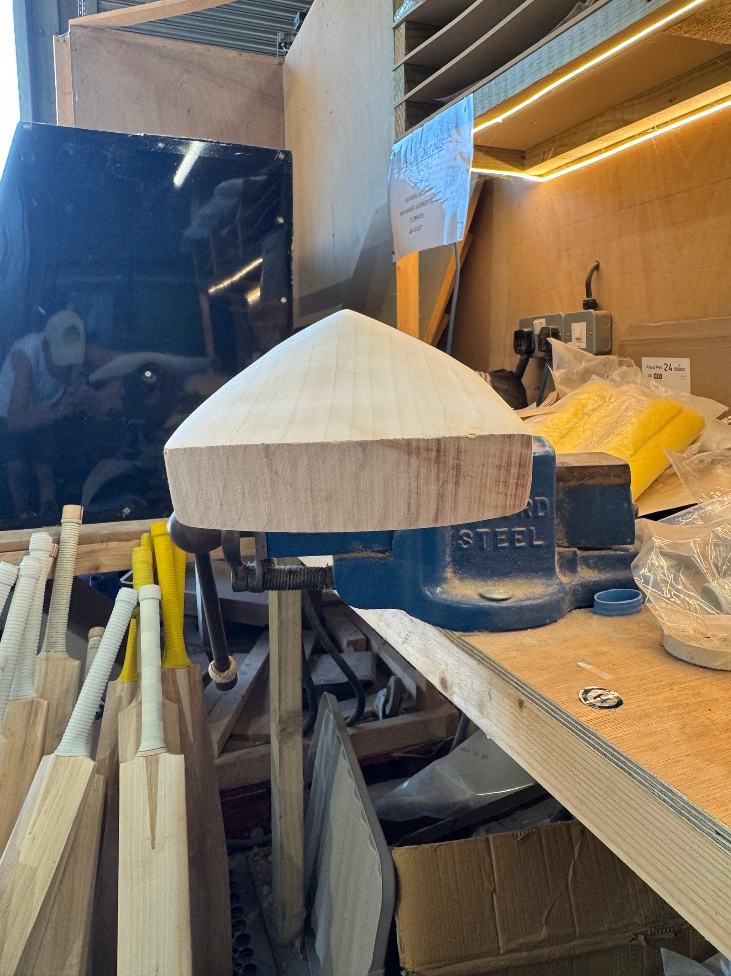 Grade 1 Plus, 2lbs 7.7oz, TRADITIONAL PROFILE, Mid-Low Middle, OX29 Handmade #465