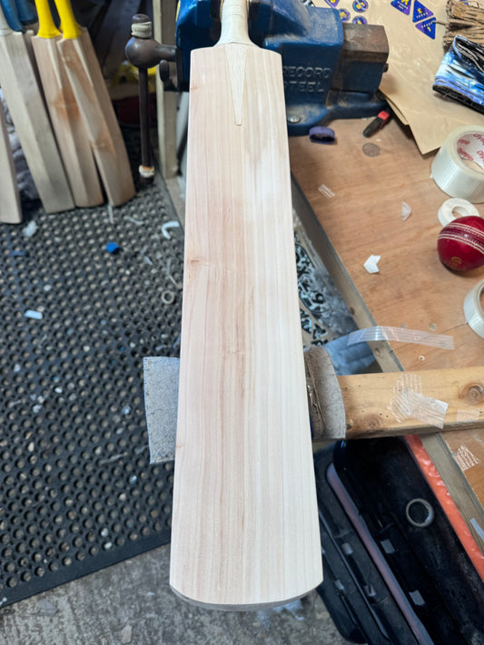 Players Grade, 2lbs 8.1oz, Mid-Low Middle, OX29 Handmade #456