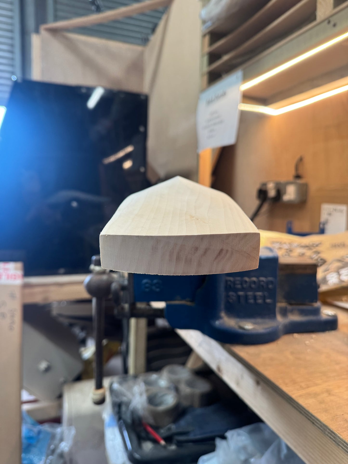 Players Grade, 2lbs 7.2oz Mid-Low Middle, OX29 Handmade #412