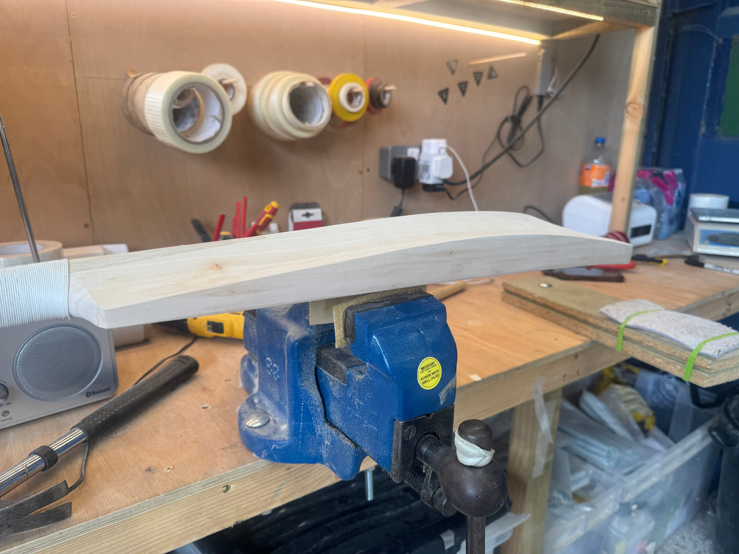 Grade 3, 2lbs 7.8oz, Mid-Low Middle - OX29 Handmade #296