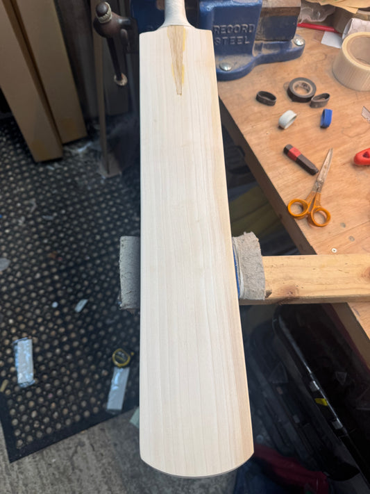 Players Grade, 2lbs 9.6oz, Mid-Low Middle, OX29 Handmade #580