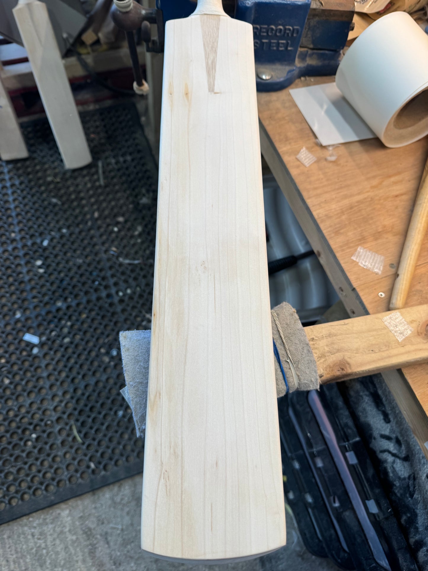 Players Grade, 2lbs 9.1oz Mid-Low Middle, OX29 Handmade #422