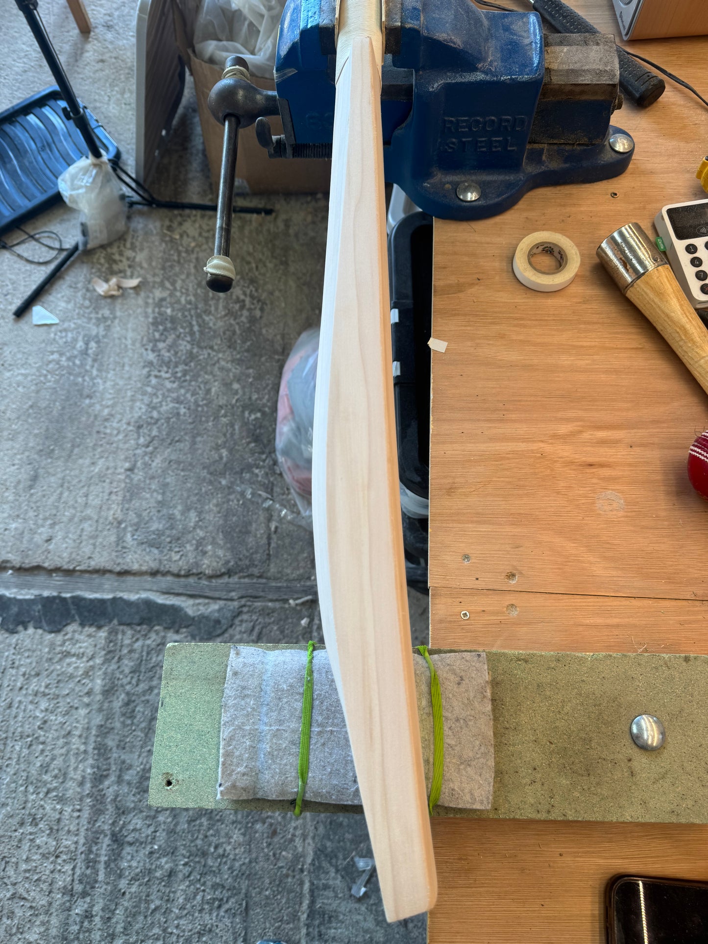 Grade 2, 2lbs 8.4oz, Mid-Low Middle - OX29 Handmade #299