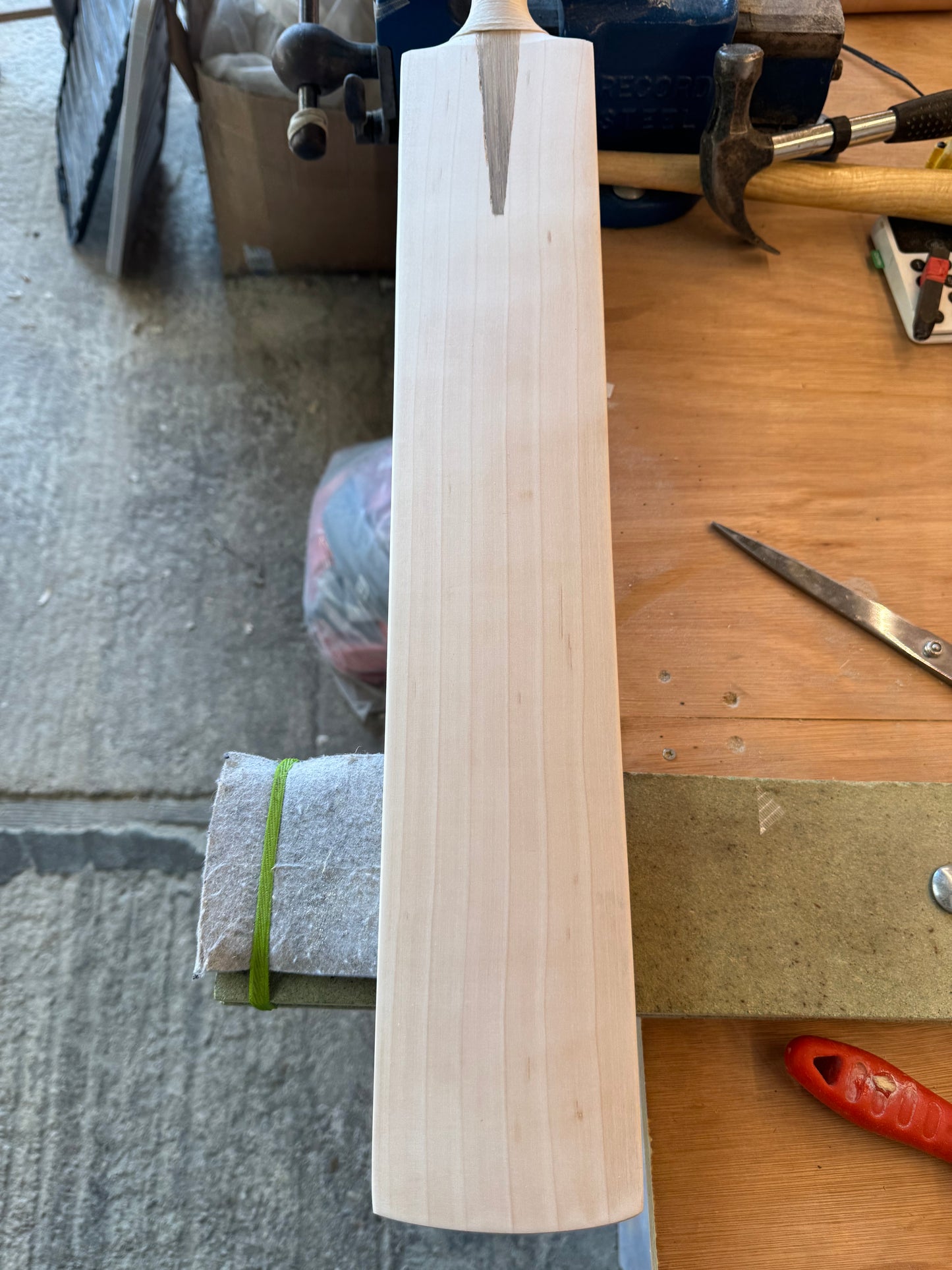 Grade 1, 2lbs 8.4oz, Mid-Low Middle - OX29 Handmade #286