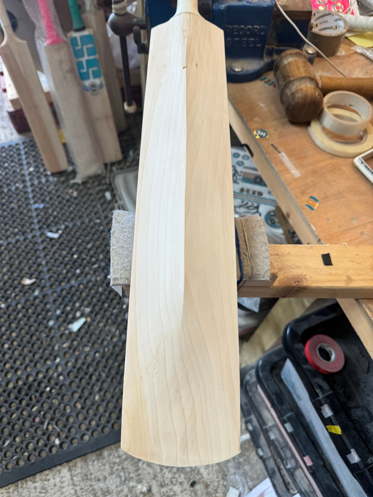 Players Grade, 2lbs 9.2oz Low Middle, OX29 Handmade #530