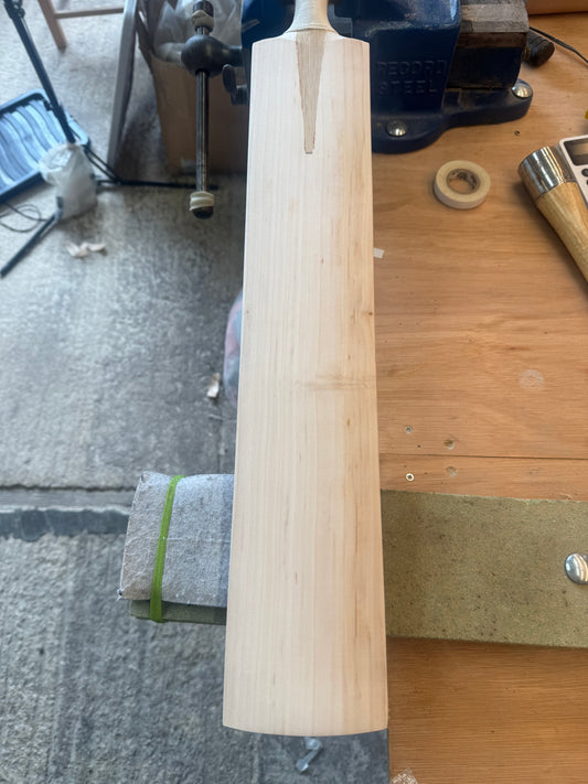 Grade 3, 2lbs 7.8oz, Mid-Low Middle - OX29 Handmade #296