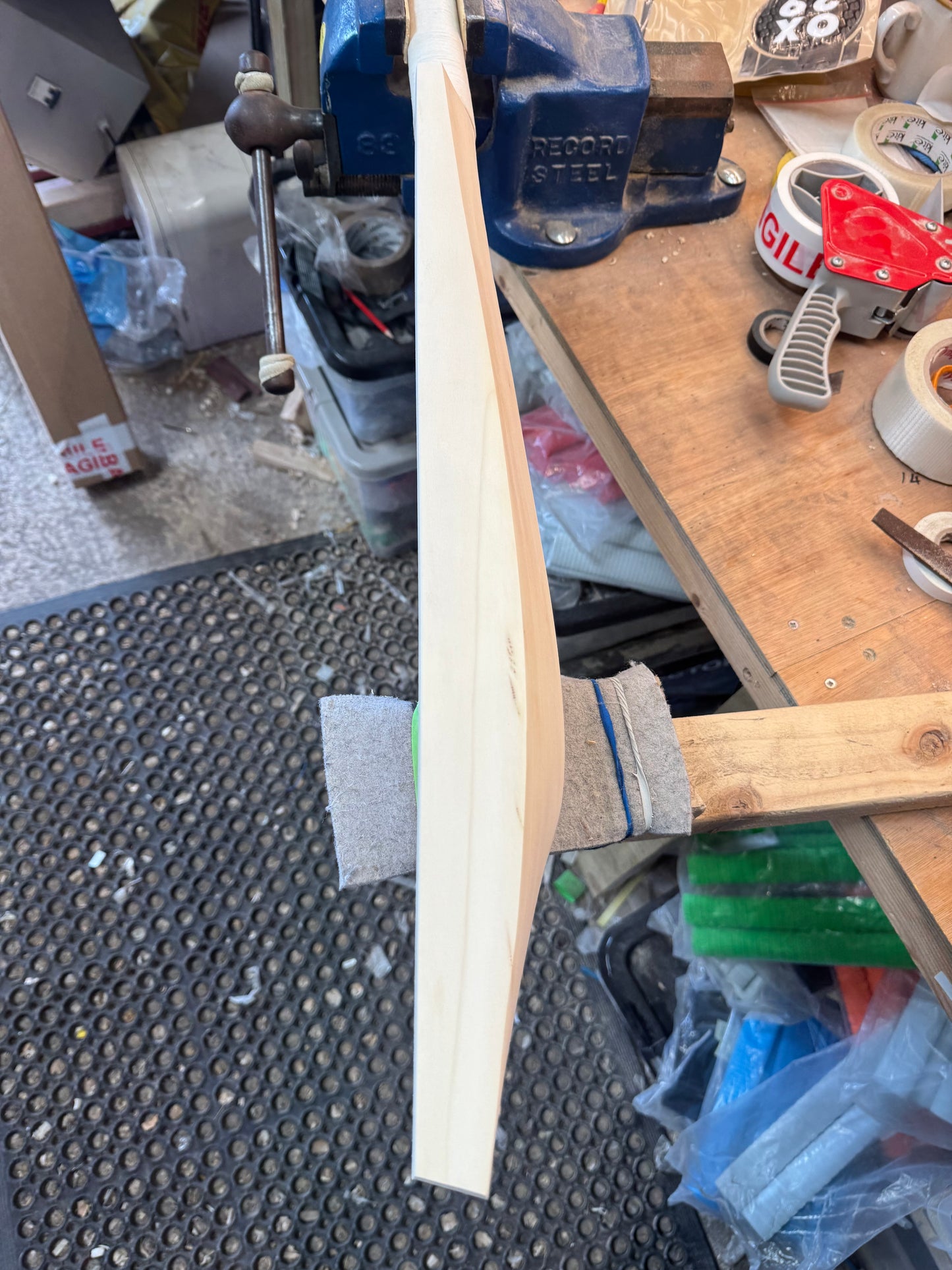 Players Grade, 2lbs 7.2oz Mid-Low Middle, OX29 Handmade #412