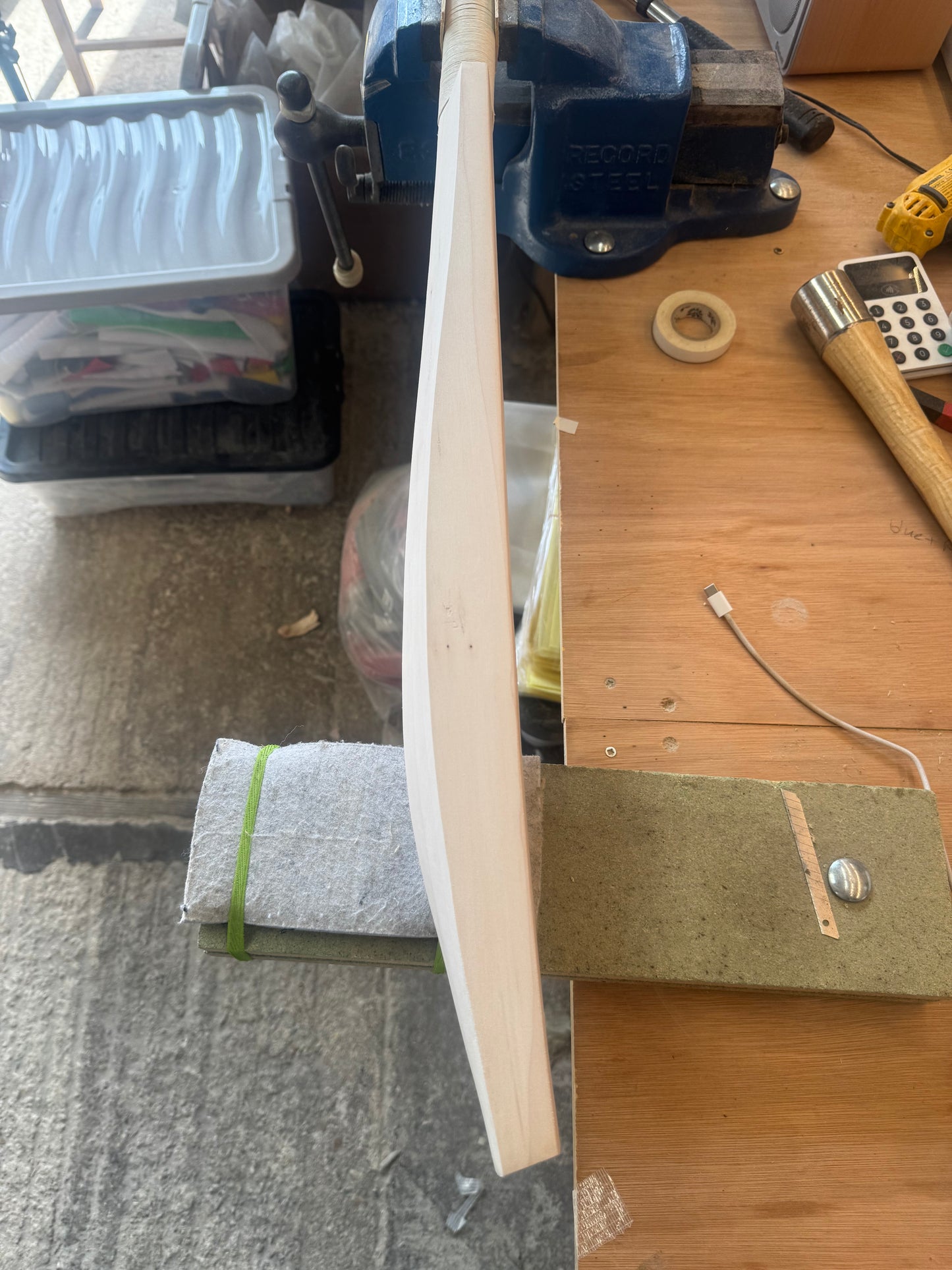 Grade 2, 2lbs 8oz, Mid-Low Middle - OX29 Handmade #295