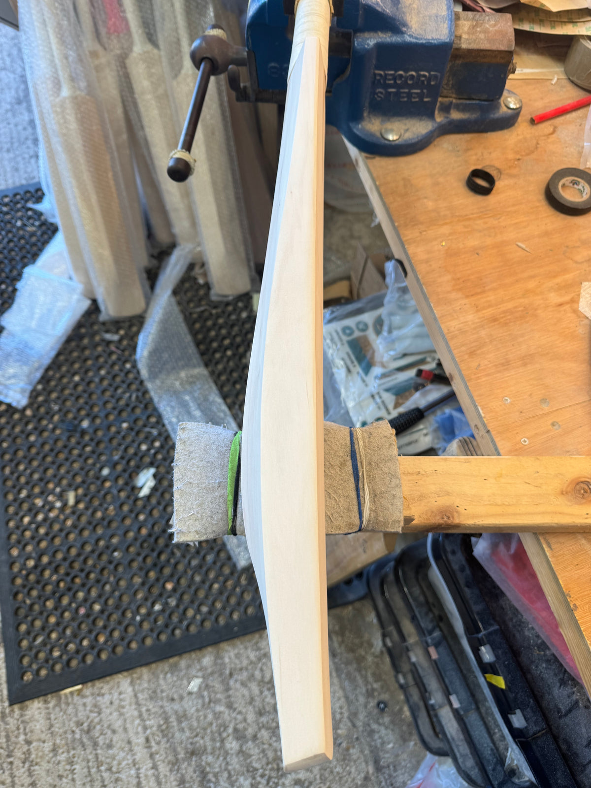 Grade 3, 2lbs 7.5oz, Mid-Low Middle, OX29 Handmade #555