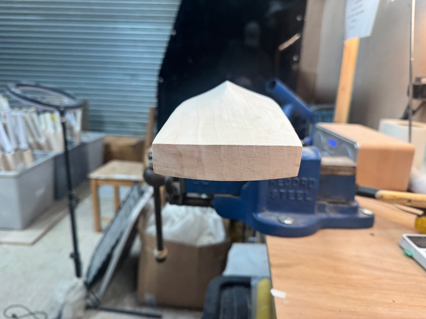 Grade 2, 2lbs 8.1oz, Mid-Low Middle - OX29 Handmade #291